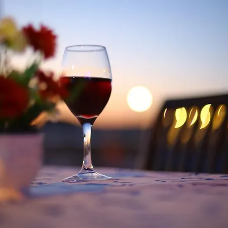 Bed and Breakfast Karaburun Kayra