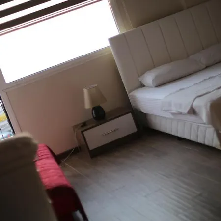 Bed and Breakfast Karaburun Kayra