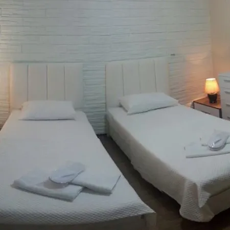Karaburun Kayra Bed and Breakfast