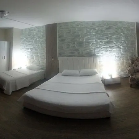 Bed and Breakfast Karaburun Kayra *
