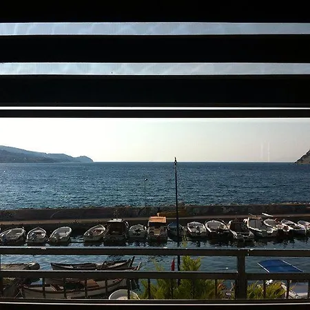 Karaburun Kayra * Karaburun (Izmir)